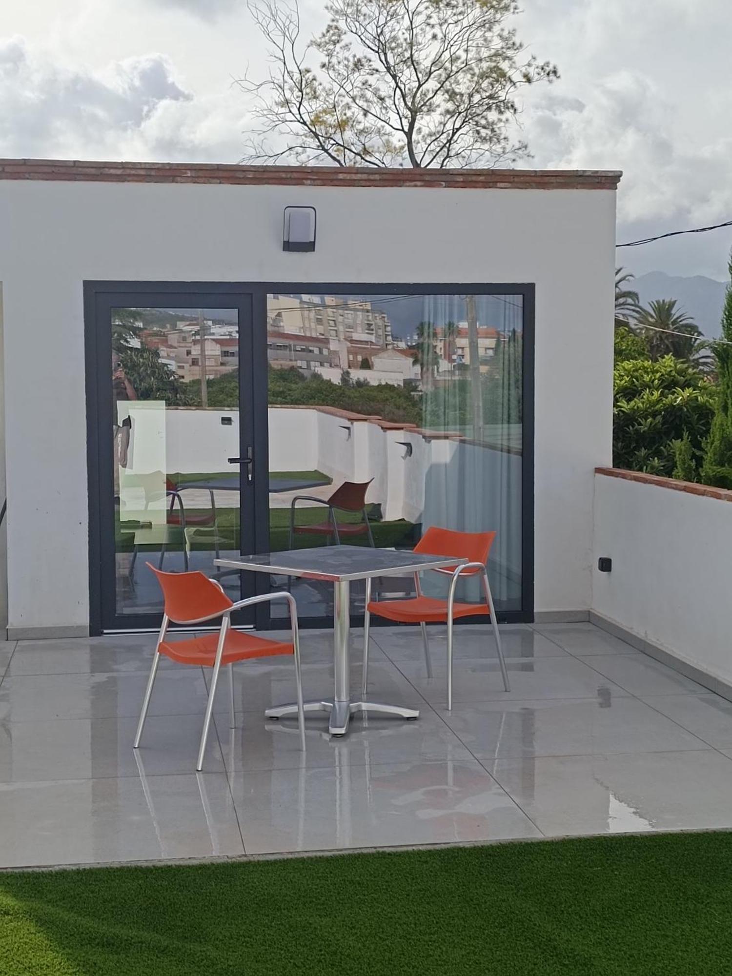 La Cambreta Apartment เปเดรเกร์ ภายนอก รูปภาพ